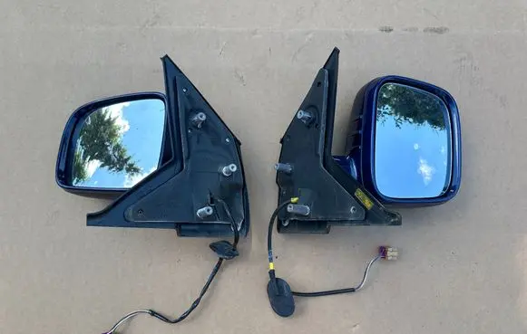 Volkswagen Multivan T5 Front door electric wing mirror 7H1857508A 7H1857507