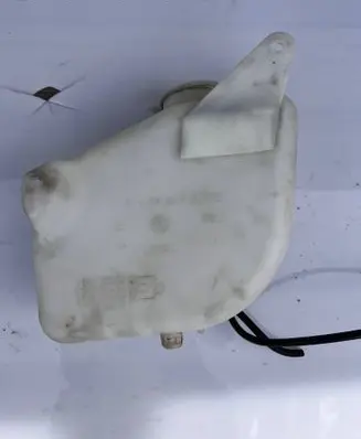 Mercedes-Benz Vito Viano W639 Windshield washer fluid reservoir/tank A6398690220