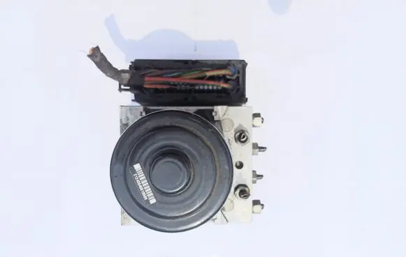Volkswagen Transporter - Caravelle T5 ABS Pump 7E0614517C 7E0907379G