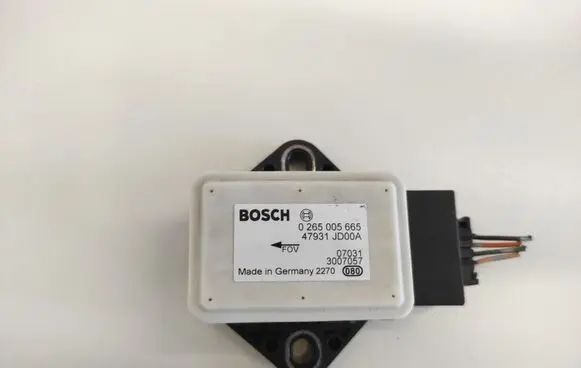 Nissan Qashqai ESP acceleration yaw rate sensor 0265005665 47931JD00A
