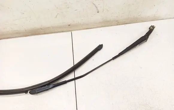 Audi A4 S4 B8 8K Front wiper blade arm 8K2955408