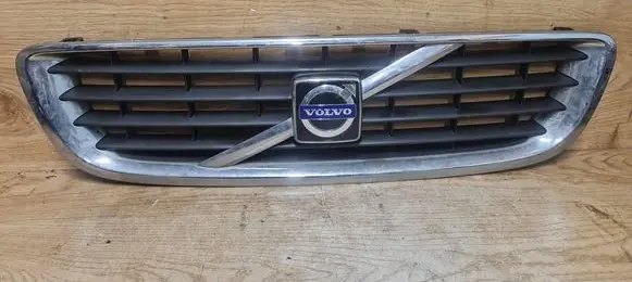 Volvo V50 Front bumper upper radiator grill 30744915