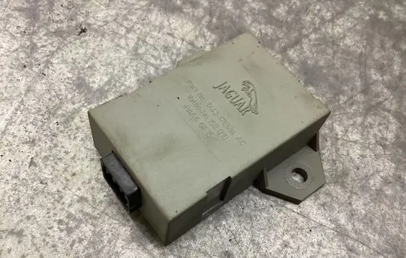 Jaguar X-Type Cruise control unit/module 1X4317E694AC 150010