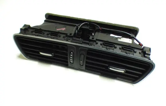 Volkswagen PASSAT B7 Dashboard air vent grill cover trim S0911538