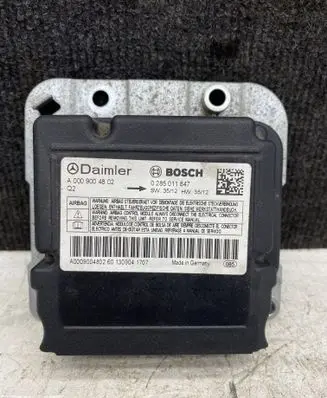 Mercedes-Benz Sprinter W906 Airbag control unit/module A0009004802