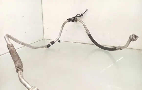 Volkswagen Golf VI Air conditioning (A/C) pipe/hose 1K0820743FD