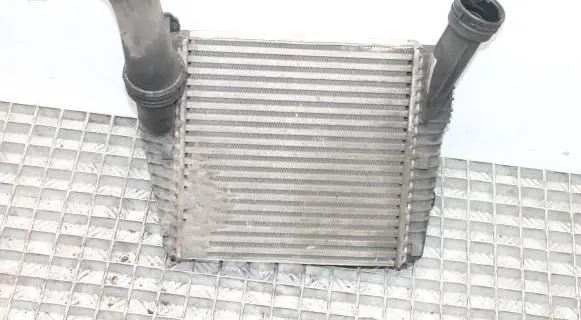 Audi Q7 4L Intercooler radiator