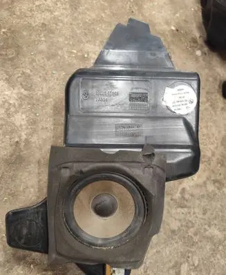 BMW 5 E39 Parcel shelf speaker 8360777 65138360777 1489144