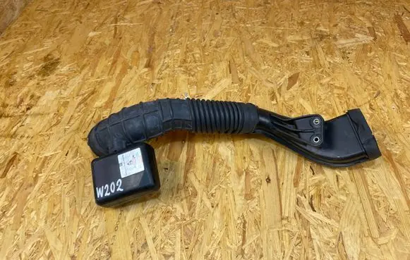Suzuki Swift III Air intake hose/pipe 62RR01