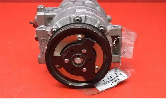 Audi A3 S3 A3 Sportback 8P Air conditioning (A/C) compressor (pump) 699357