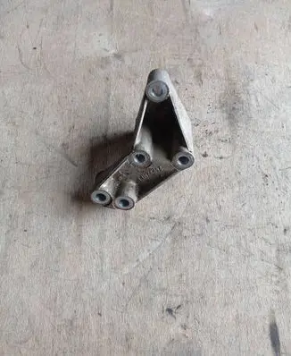 Suzuki SX4 Bracket in trunk/boot 24792MFT