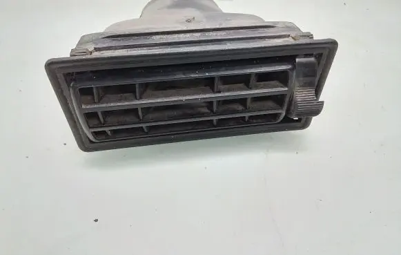 Volkswagen I LT Dash center air vent grill 251819709