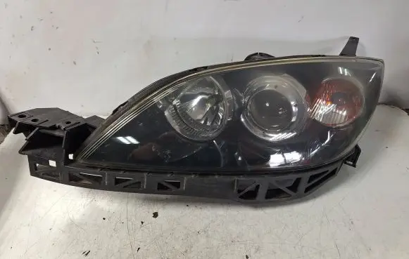 Mazda 3 I Headlight/headlamp