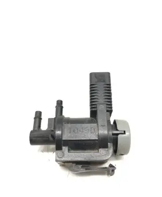 Audi A4 S4 B8 8K Turbo solenoid valve 1K0906283A