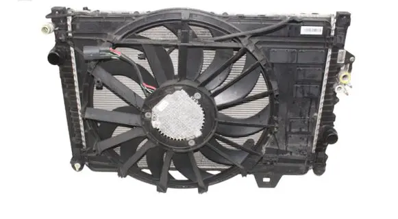 Land Rover Discovery Sport Radiator set GJ3219E839BB GJ328K230AB