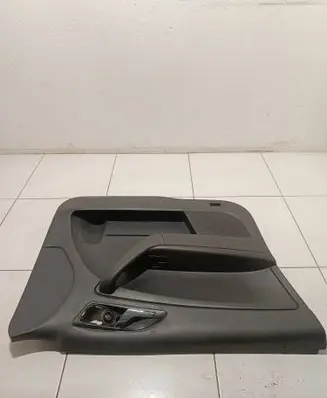 Skoda Yeti (5L) Front door card panel trim 5L1867011