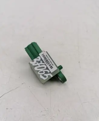 Volkswagen PASSAT B6 Airbag deployment crash/impact sensor 3C0909606