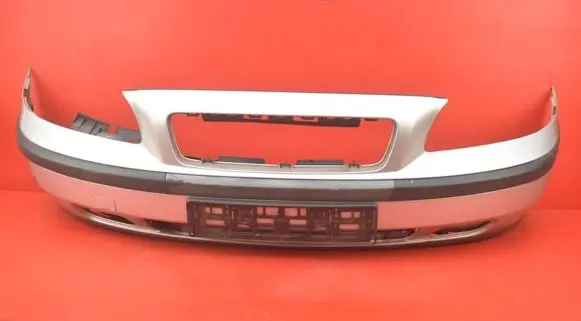 Volvo V70 Front bumper
