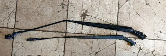 Opel Mokka Front wiper blade arm 000KM