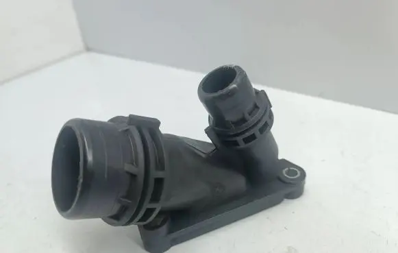 BMW X5 E70 Coolant pipe/hose 7800048 11117800048