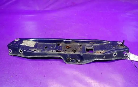 Opel Astra H Front bodywork piece 