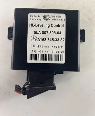 Mercedes-Benz ML W163 Light module LCM A1635453332 5LA00750804