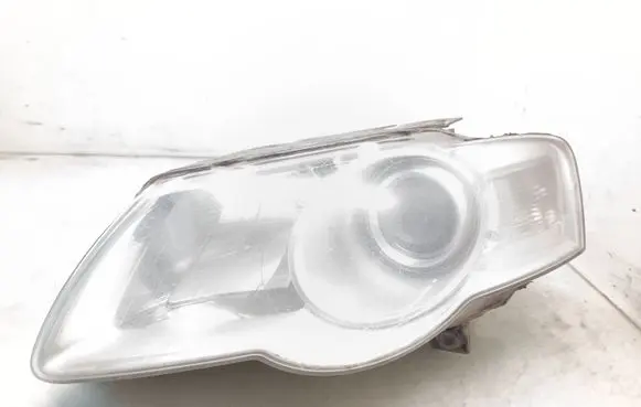 Volkswagen PASSAT B6 Headlight/headlamp 3C0941005S