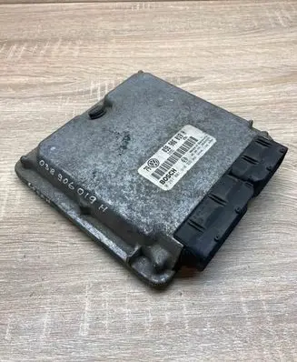 Volkswagen Golf IV Engine control unit/module ECU 038906019H 0281001910