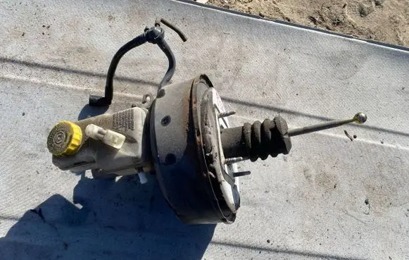 Volkswagen Fox Master brake cylinder 21031599