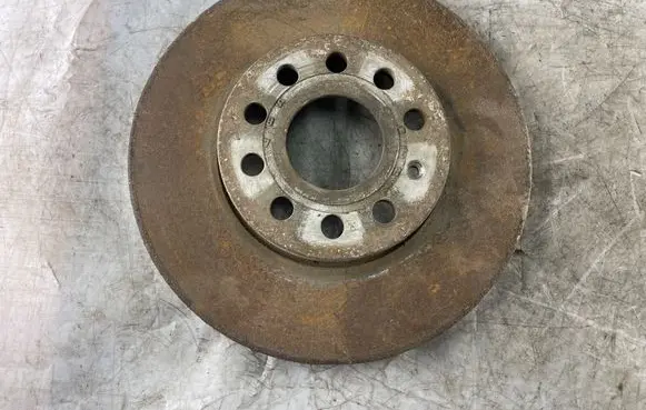 Volkswagen Golf Plus Front brake disc