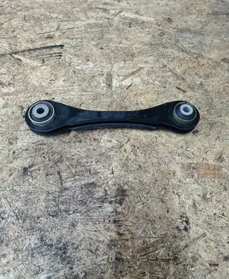 Rear upper control arm/wishbone