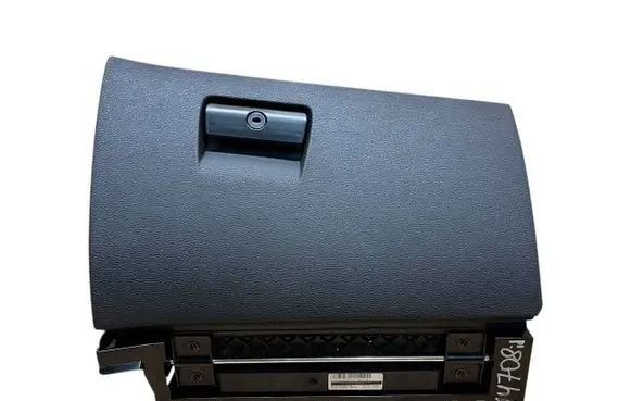 BMW X3 E83 Glove box 291470 3420526