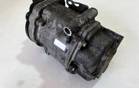 Toyota Corolla E210 E21 Air conditioning (A/C) compressor (pump) 0424001200