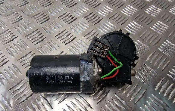 Audi A3 S3 8L Wiper motor 1J1955113A