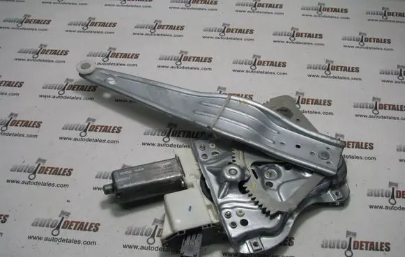 Toyota Avensis T250 Rear door window regulator with motor 0130822031