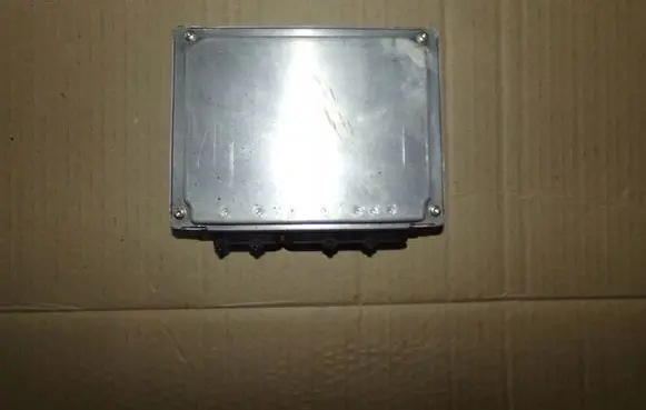 Audi A4 S4 B5 8D Engine control unit/module 0261204183
