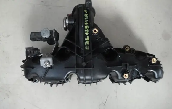 Audi A3 S3 8P Intake manifold 03L129711AN