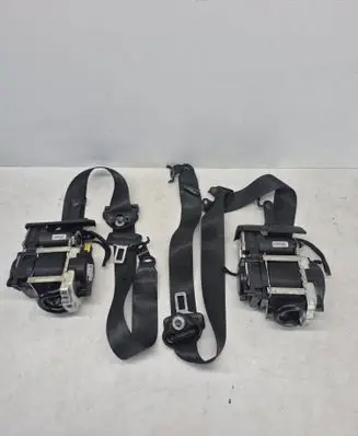 Volvo XC40 Front seatbelt 32149129 32149123
