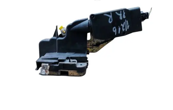 Volvo S40, V40 Front door lock 30850804
