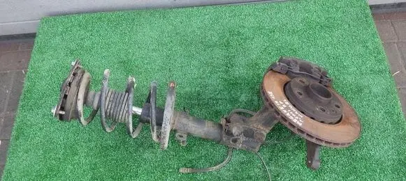 Renault Megane III Front wheel hub spindle knuckle 543020008R