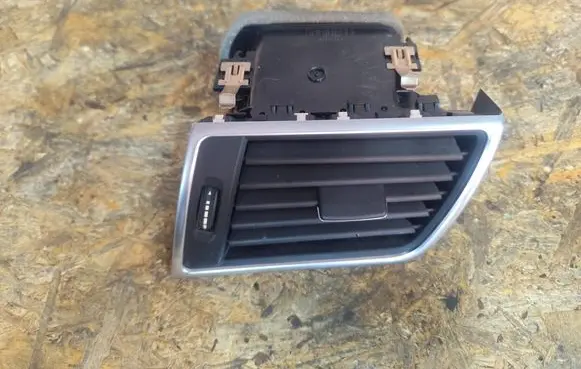 Mercedes-Benz ML W166 Dashboard side air vent grill/cover trim A1668300254 07880004 16906257
