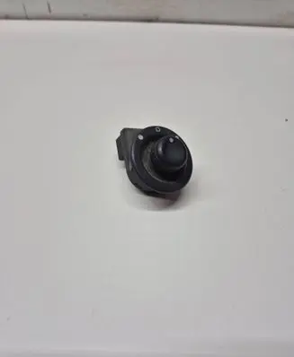 Opel Vivaro Wing mirror switch 8200002442B