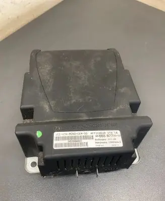 Peugeot 3008 I Screen/display/small screen WO20070557608