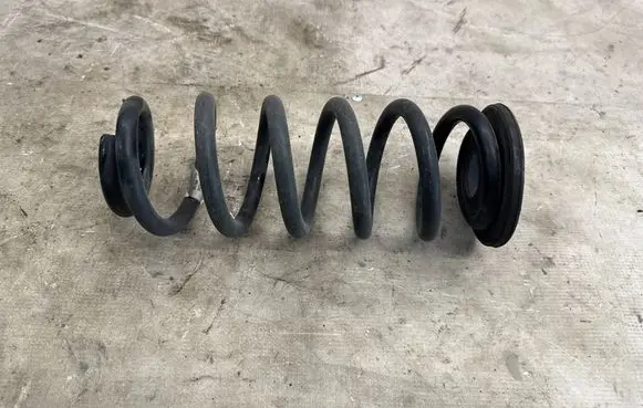 Audi A3 S3 8V Rear coil spring 5Q0511115