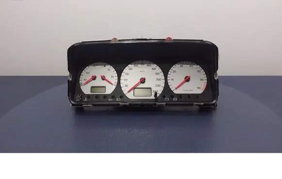 Volkswagen PASSAT B4 Speedometer (instrument cluster) 3A0919861E