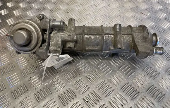 Iveco Daily 35 - 40.10 EGR valve cooler 504136967