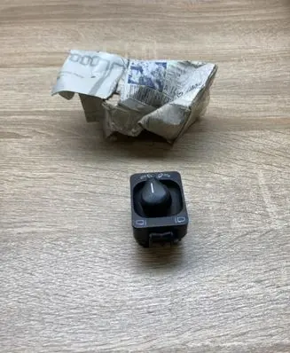 Mercedes-Benz S W140 Wing mirror switch 1408206510 03210000