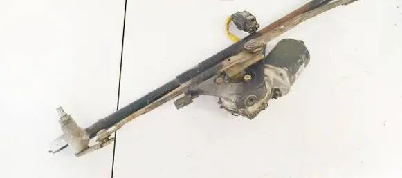 Hyundai Santa Fe Front wiper linkage and motor