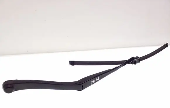 Mercedes-Benz E W212 Front wiper blade arm A2128201344
