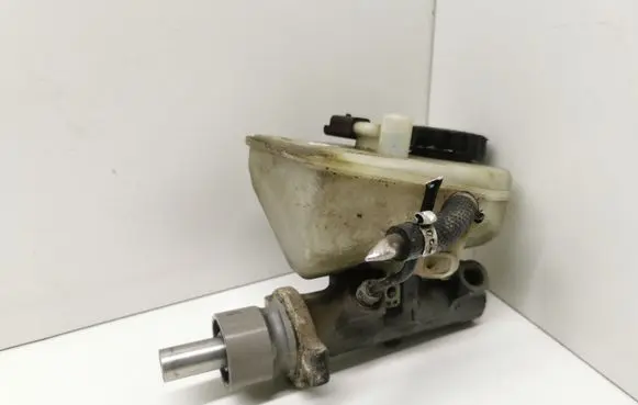 Peugeot 406 Master brake cylinder 311940